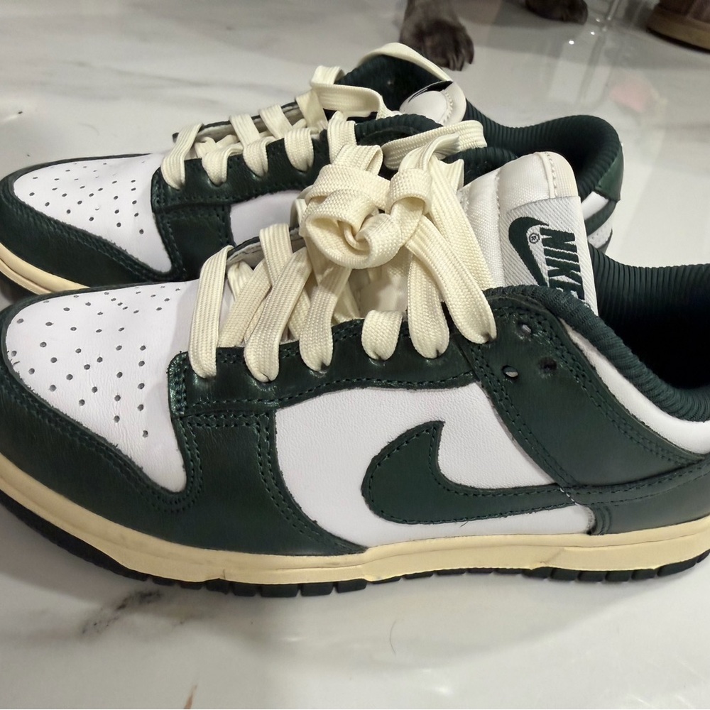 Nike Dunk Low Vintage Green